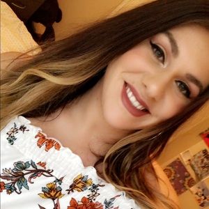 Meet your Posher, Vanessa